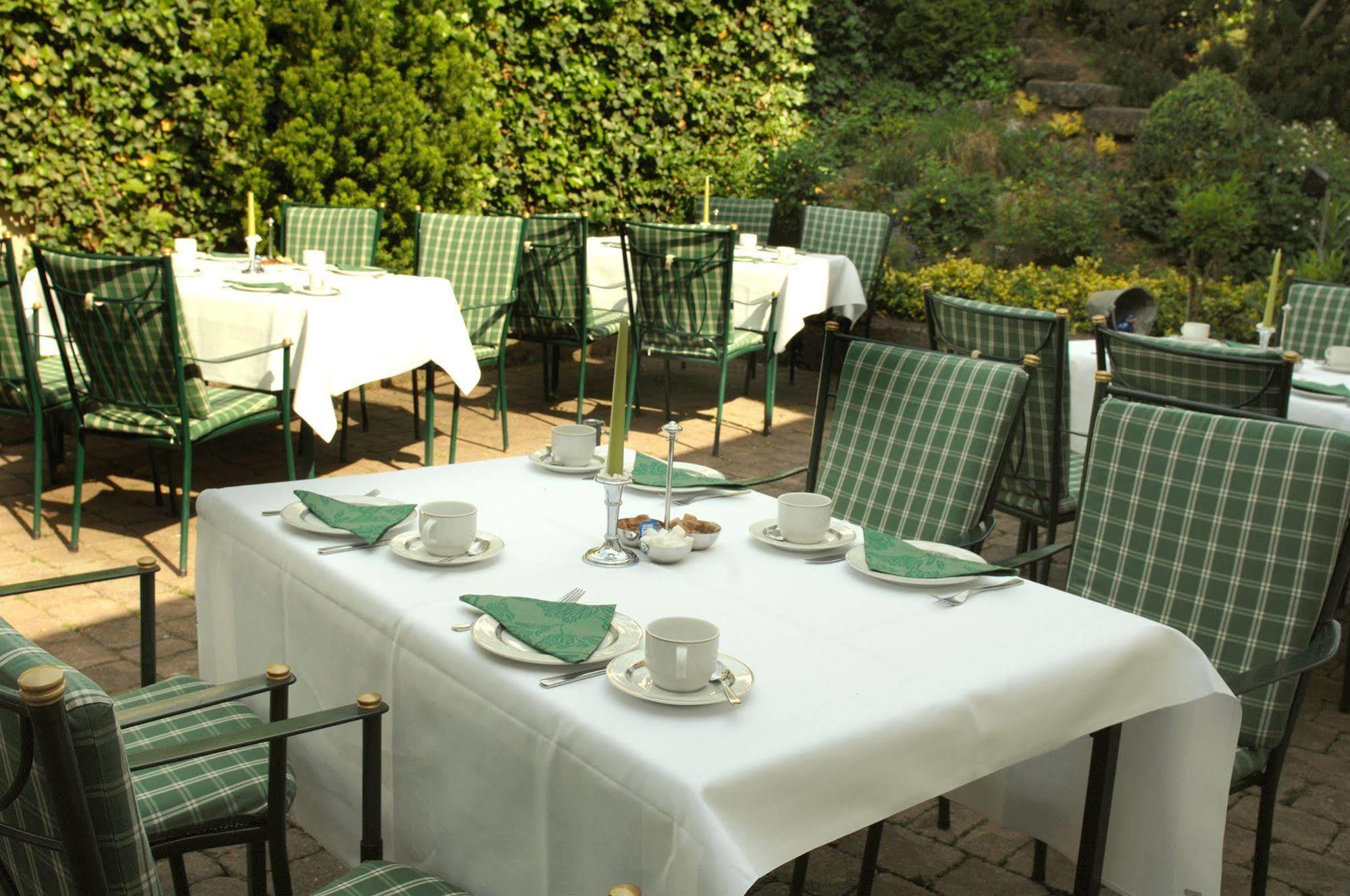Hotel Gasthof Der Krug Stegaurach Ngoại thất bức ảnh